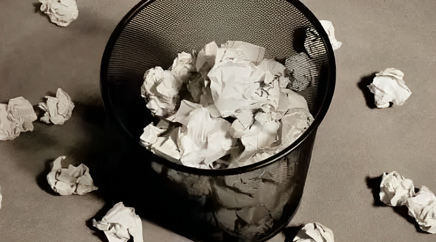 Vigilante 10 erros que fazem seu currículo ir para o lixo